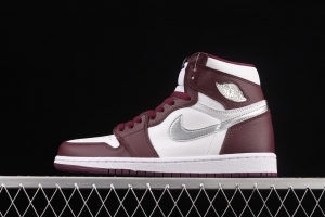 Air Jordan 1 Retro High OG Bordeaux Bordeaux burgundy high top basketball shoes 555088-611