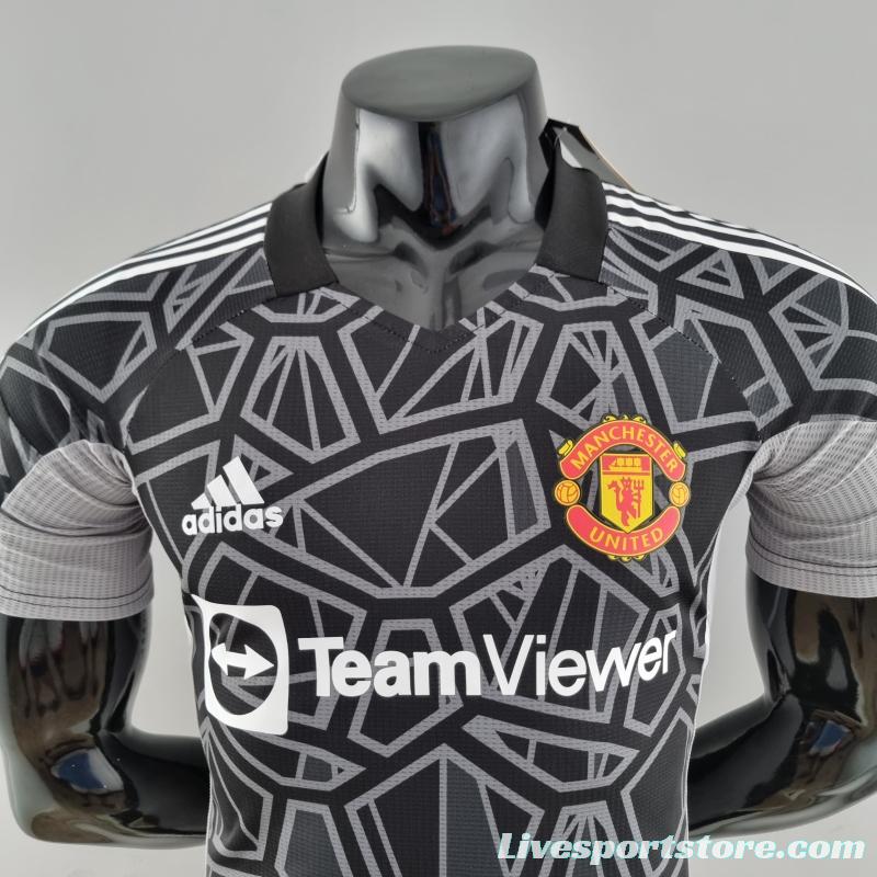 Player Version 22/23 Manchester United Black Goalkeeper