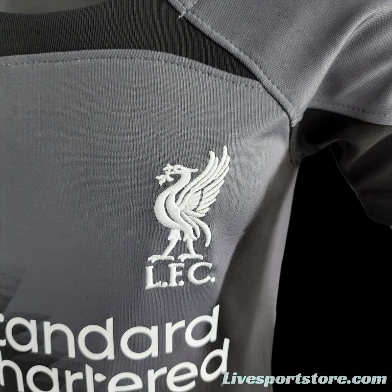 22/23 Liverpool Kids Kit Goalkeeper Black Size 16-28