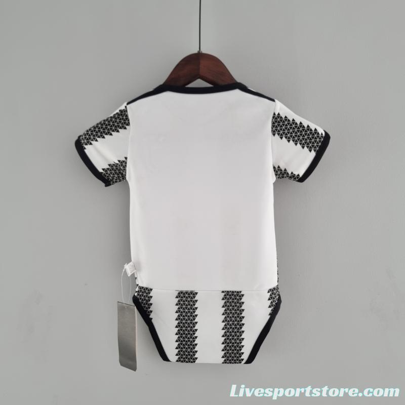 22/23 Juventus Home Baby KM#0030 9-12 Soccer Jersey