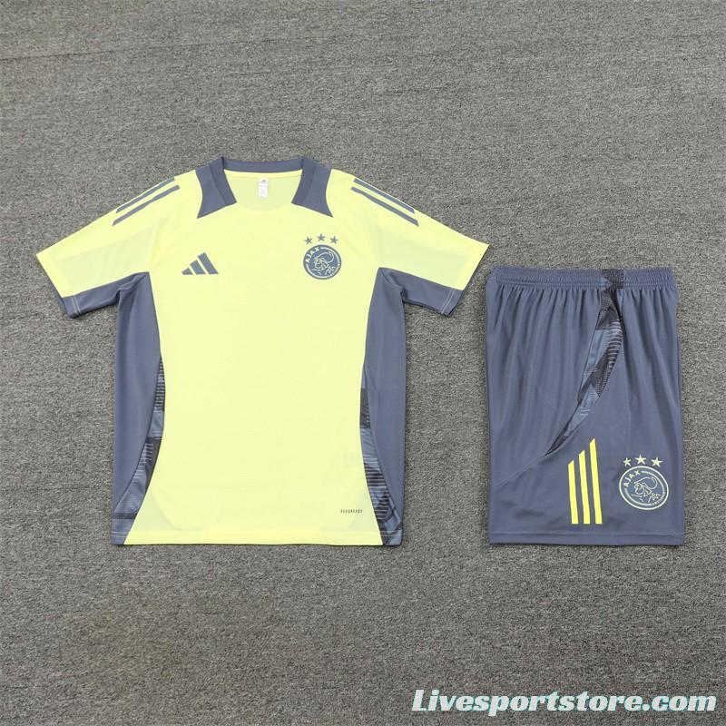 24/25 Juventus Yellow Short Sleeve Jersey+Shorts